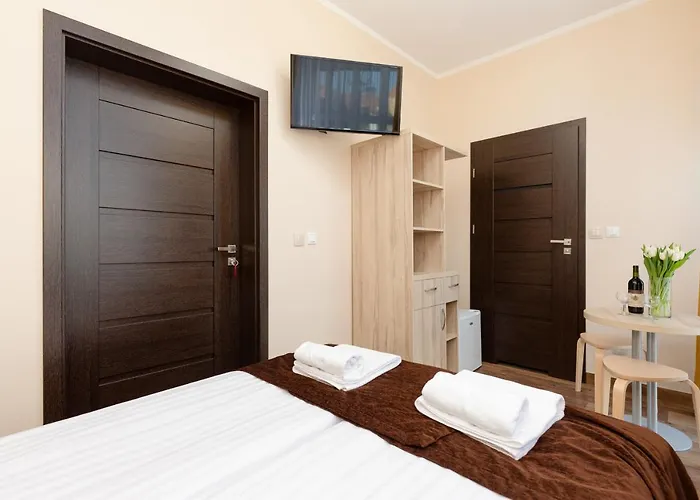 Nadzieja 招待所 米兹多洛杰